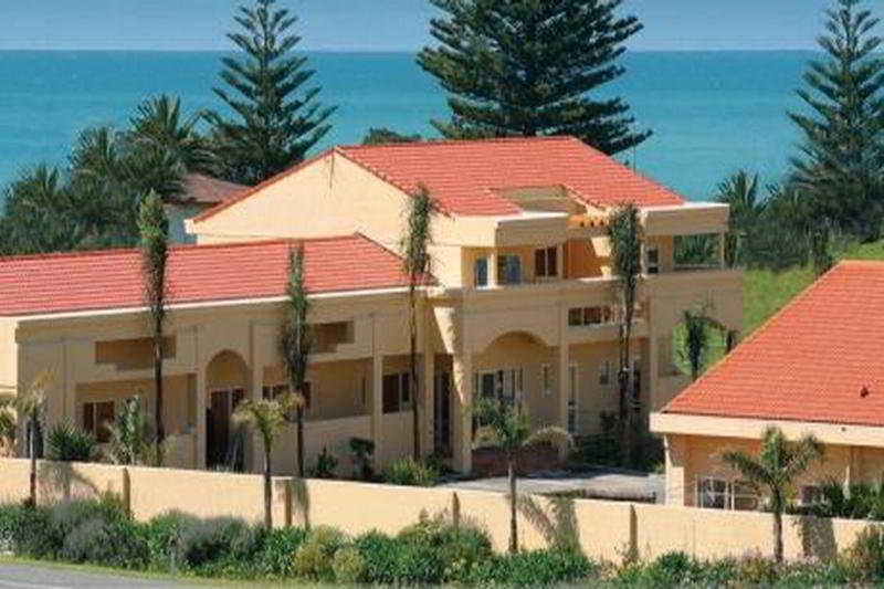 Ocean Beach Motor Lodge Гисборн Экстерьер фото
